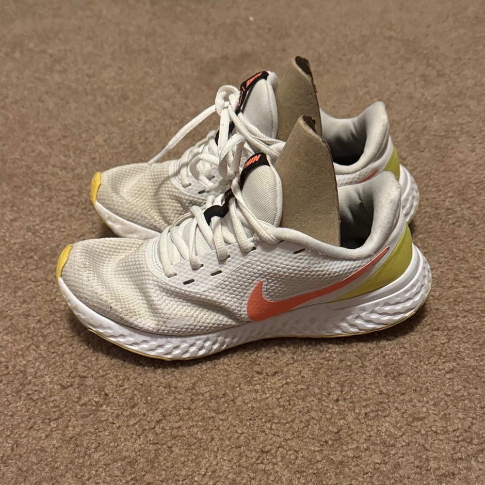 Nike White and Pink Sneakers with Yellow Accents - Picture 3 of 5